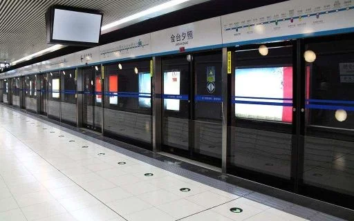 在深圳怎样坐地铁（深圳地铁怎么乘坐）