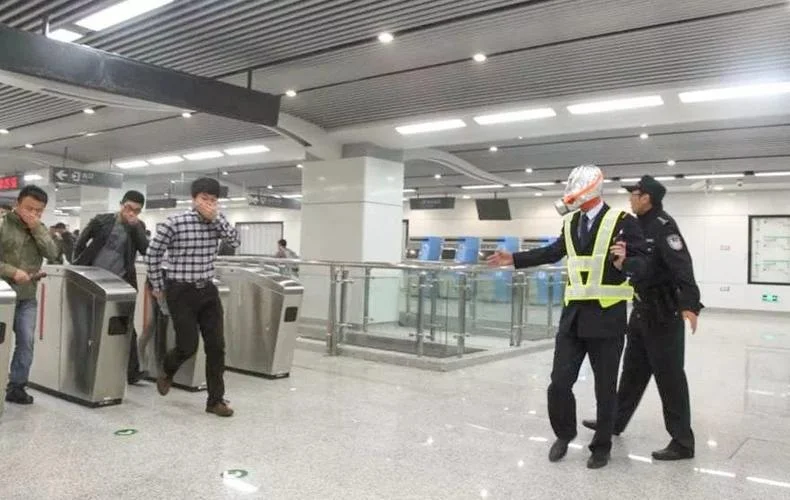 地铁站红色警报是什么意思还一直响为什么（地铁站报警）