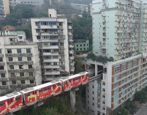 铁路两侧的控制线是多宽多少米范围内不准有建筑物（铁路线路安全保护区）2