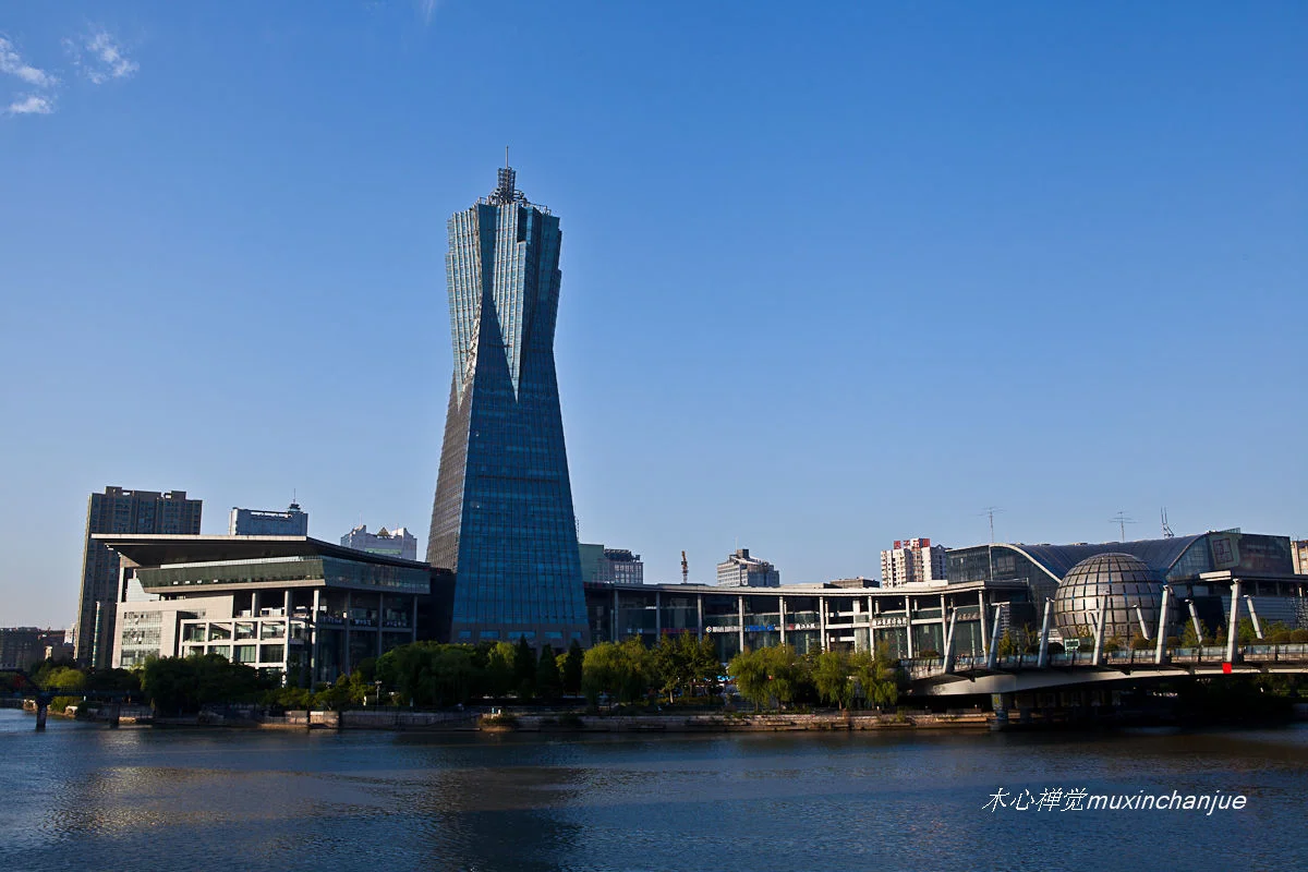 杭州地铁一号线各个站点（杭州地铁一号线西湖文化广场站4个出口）