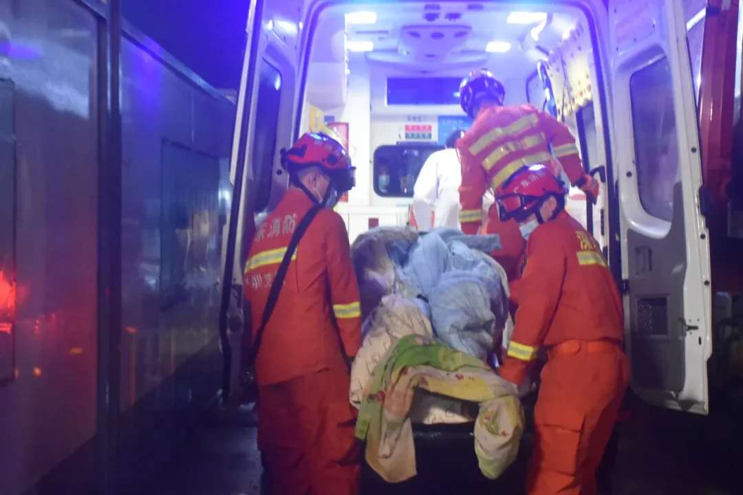 深圳地铁施工现场龙门吊倒塌伤亡惨重是意外事件吗（深圳地铁中铁五局事故）3