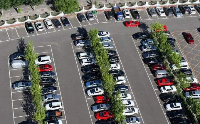 在深圳地铁站内呆时间长了超过多少小时要收取多少停留费啊（深圳地铁民乐站停车场过夜收费）