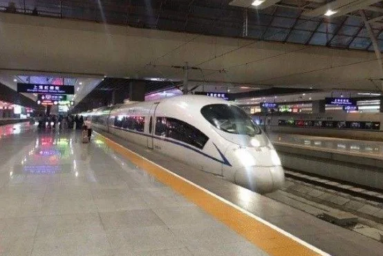 坐地铁可以带化妆品吗（西安地铁可以带乳液吗）