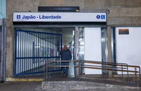 国外哪些国家有地铁（巴西地铁站）2