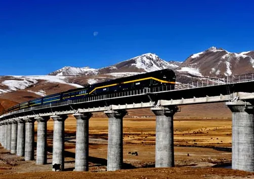 西藏境内有几条铁路（拉萨的铁路）5