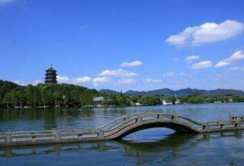 杭州西湖银泰到杭州东站怎么乘地铁 地铁入口在哪里有第一次来杭州(杭州东站到湖滨银泰地铁)4