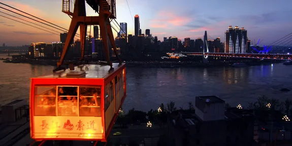 上海地铁3号线中山公园站各个出口分别通往什么路(长江索道地铁3号线出口)3