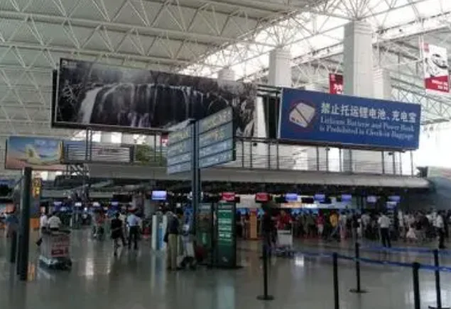 广州白云机场到广州南站的地铁怎么坐需要多长时间(人和地铁到机场南站要多久时间)1