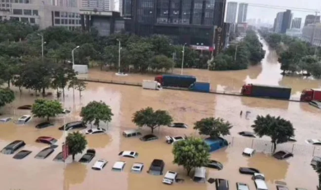 地铁进水怎么办（广州暴雨地铁进水）