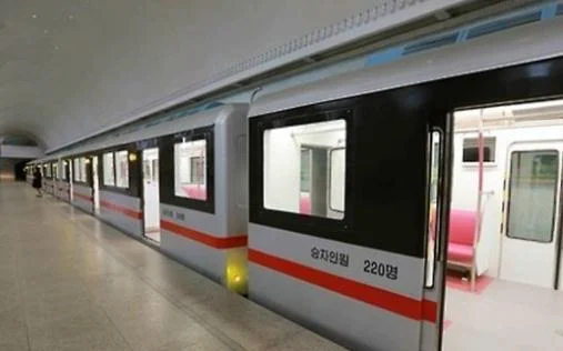 地铁站是怎样建出来的（建筑地铁站视频）1