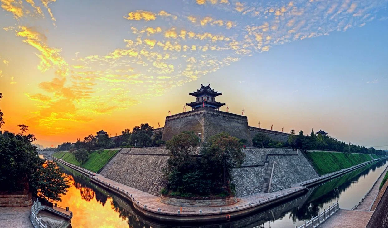 西安地铁2号线的站名（西安地铁永宁门站入口）2