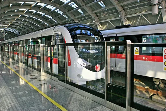 地铁站有几个出口（地铁出口大小）