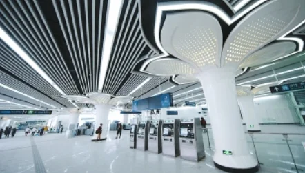 大兴机场至草桥的地铁的时间班次(大兴国际机场到草桥地铁最晚几点)4