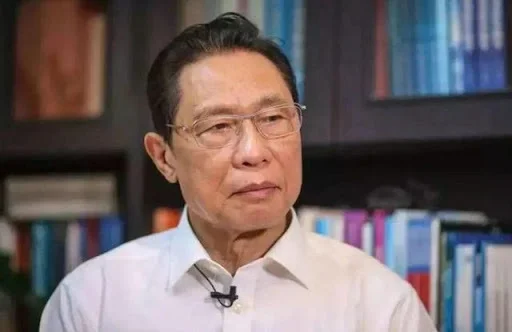 从00后到60后：抗击疫情 铁路人在行动（抗疫铁路贡献）2