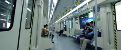 长沙地铁2号线 早上几点开始（五一广场到尚双塘最后一班地铁）3