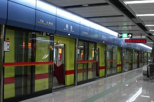 广州地铁早上几点开始运行（广州的地铁早上几点开始运行）