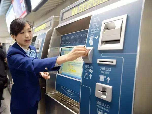 郑州地铁时间表（郑州地铁时间怎么买票）