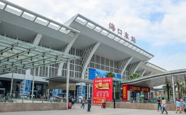 海口东到三亚高铁有几个站（神州站到三亚高铁时刻）5