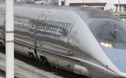 高铁和动车哪个快它们有什么区别（动车快还是高铁快）1