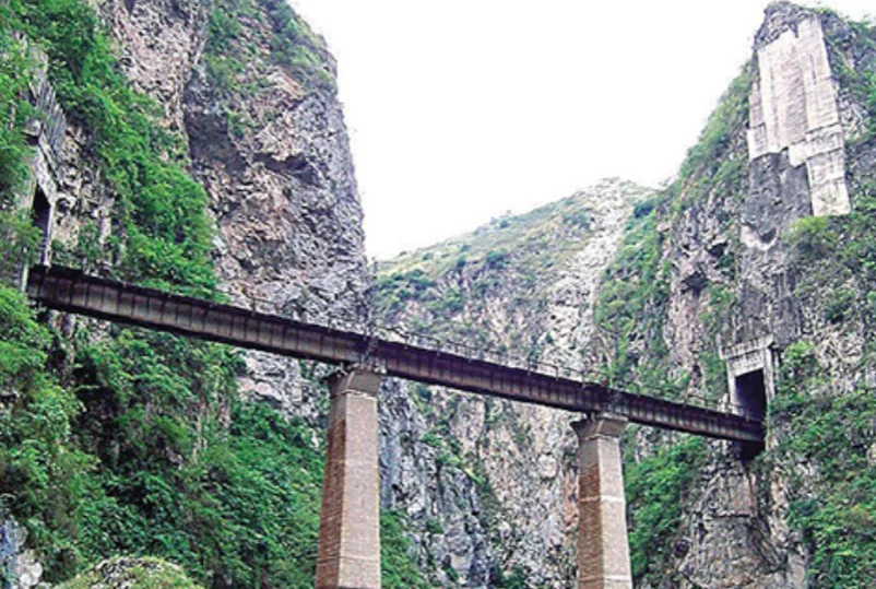 历史上最严重的铁路事故是什么240人失踪或遇难（铁路断轨论文）3