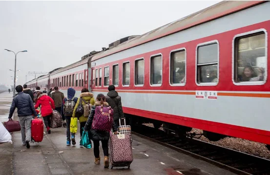 高铁可以中途站上车吗（高铁可以跨站上车吗）