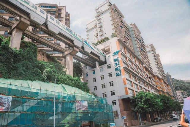 重庆6号线地铁沿途始发站和终点站站是哪里(重庆市曹家湾地铁站)2