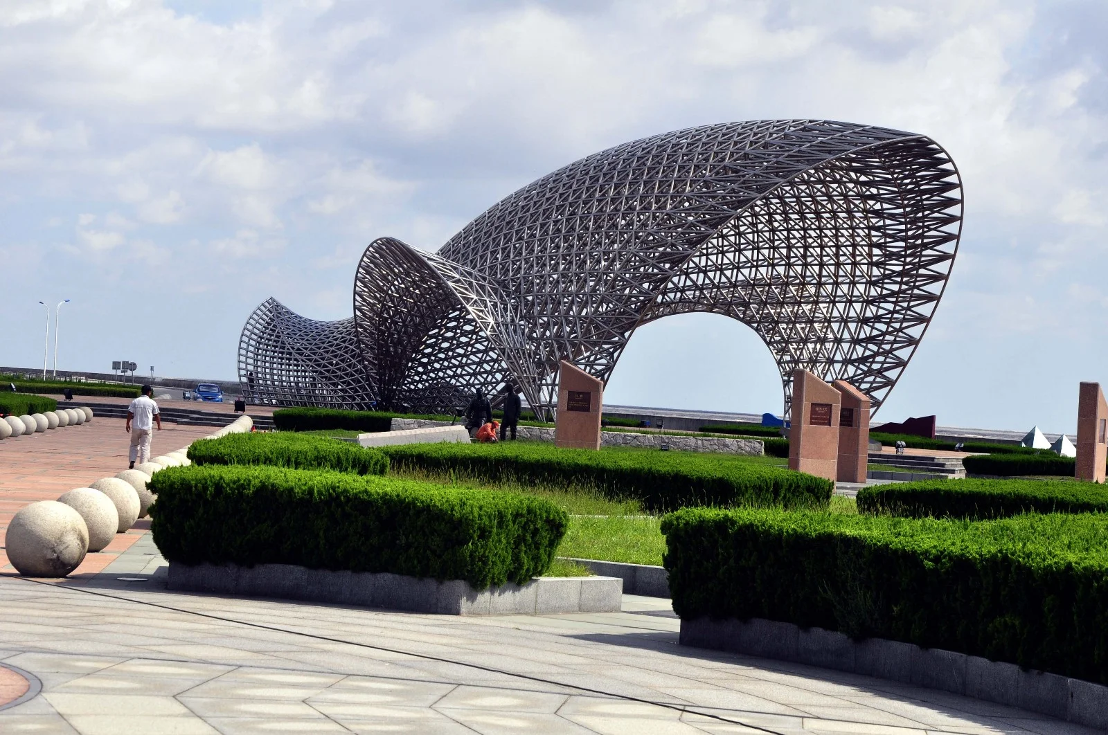 上海地铁十六号线地图（上海地铁16号线图片车门）2