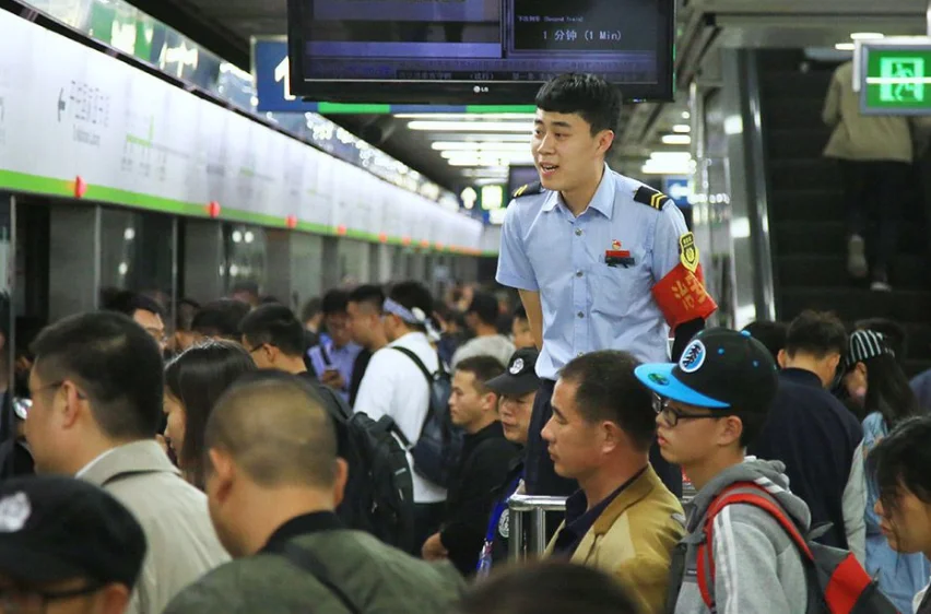 北京地铁如何刷手机进站（北京地铁手机可以买吗）3