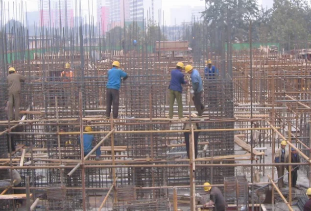 开发商做假地铁站牌忽悠购房者这种行为算不算诈骗（假造地铁站）4