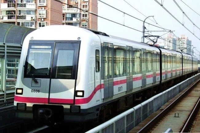 重庆轻轨六号线怎么转二号线(上川铁路)2