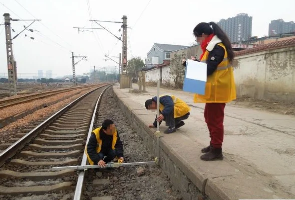 什么是限界铁路上有哪两种限界(铁路界限牌)2