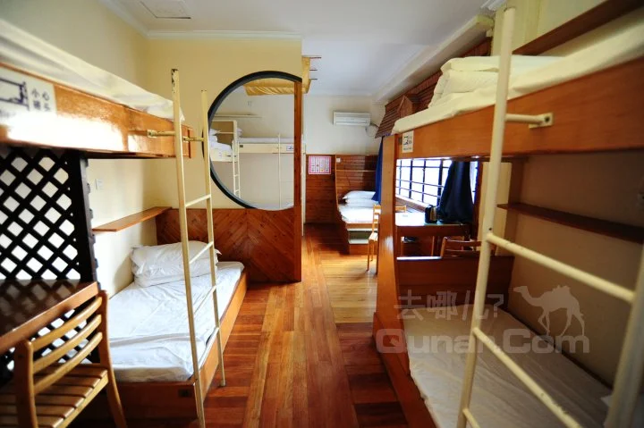 上海哪个地铁站最大最复杂（上海哪个地铁站青旅多）