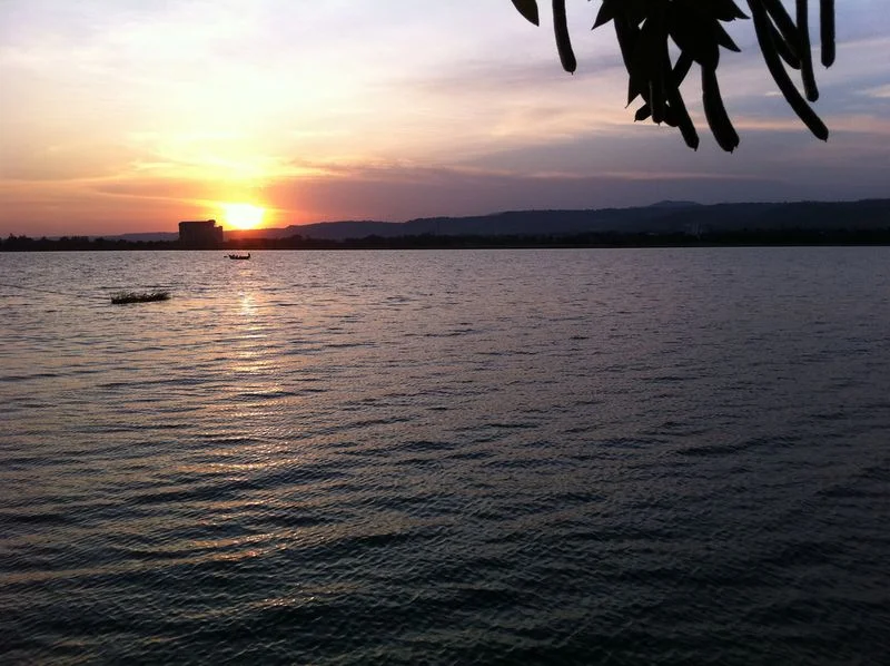 非洲“察沃食人狮”:一年吃掉135人吃人的真相是什么呢(基苏木铁路)4