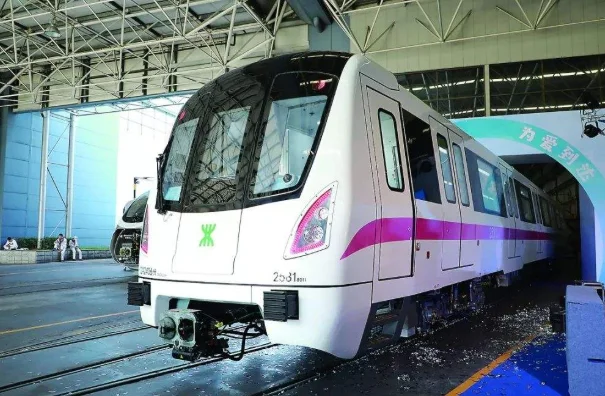 深圳再添一条地铁线长约242公里将结束一个区没有地铁的历史是吗（地铁站末端）2