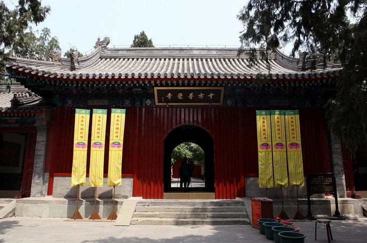 普觉寺坐那路公交转地铁3号线（普觉寺地铁站）