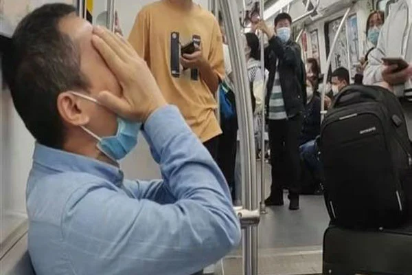 深圳地铁视频广告投放公司哪家好（深圳地铁男视频）5