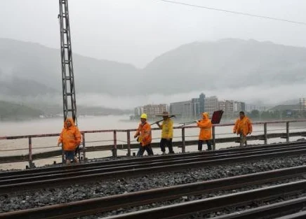 宝成铁路的施工历程（宝成铁路6）