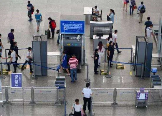 地铁上可以带机械工具吗扳手锤子等（杭州地铁扳手能带吗）4