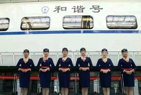 大连铁路医院眼科张忠大夫星期日出诊吗(明达铁路)2