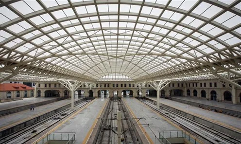 高铁上用的减速玻璃是什么原理呀（高铁雨棚）