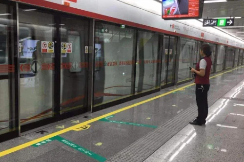 如何在武汉坐地铁票怎么买(第一次到武汉坐地铁攻略)