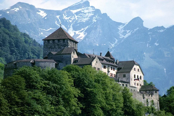 铁路涨工资2018（铁路收入）