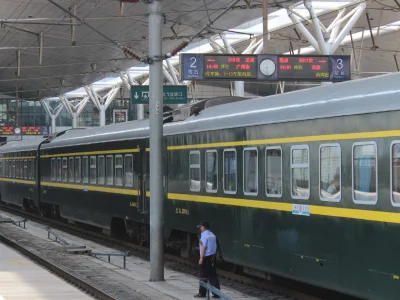 12306放票时间是每天的几点（蚌埠铁路晚点）5