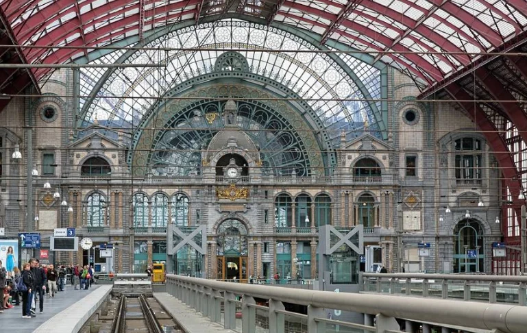 法国高速铁路的线路介绍（法国铁路国有）3