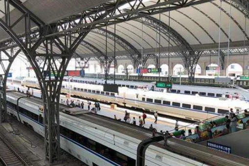 北京到香港高铁中途停几站(北京到香港高铁)2