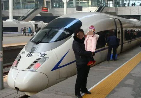 婴儿坐高铁需要什么证件（新生儿坐高铁）