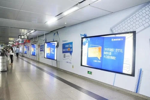 北京地铁工作人员都看起来很年轻他们以后会有什么发展吗（北京地铁榜样党员）1