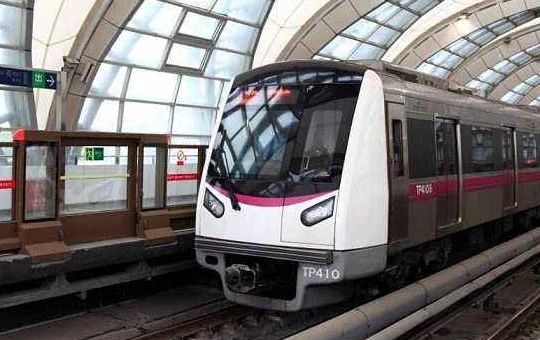 问:南京地铁首末班时间(南京地铁四号线时间)1