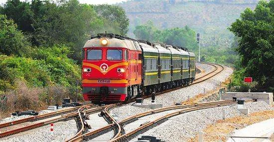 中国铁路昆明局集团有限公司现在火车停运吗（昆明铁路路局停运列车）