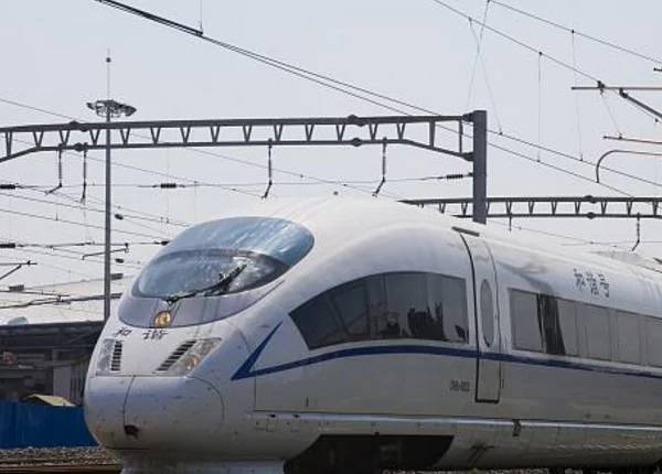 想要坐高铁回家300毫升雅漾补水喷雾可以带上高铁吗（高铁可以带雅漾喷雾吗）4